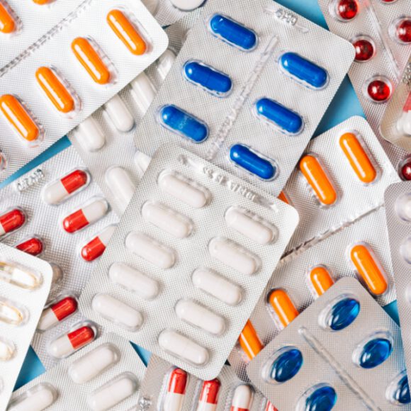 El Consejo General de Dentistas se adhiere al compromiso de la FDI contra el uso excesivo de antibióticos